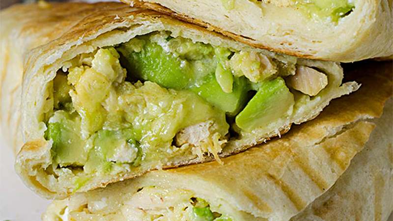 chicken-avocado-burriot